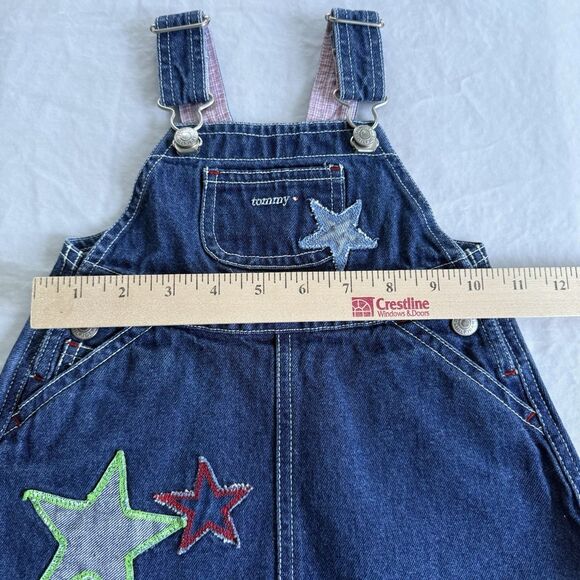 Baby Tommy Hilfiger Bib Dress Demin Jean Stars Pockets Snaps Adjustable Sz 3-6 - Picture 3 of 8